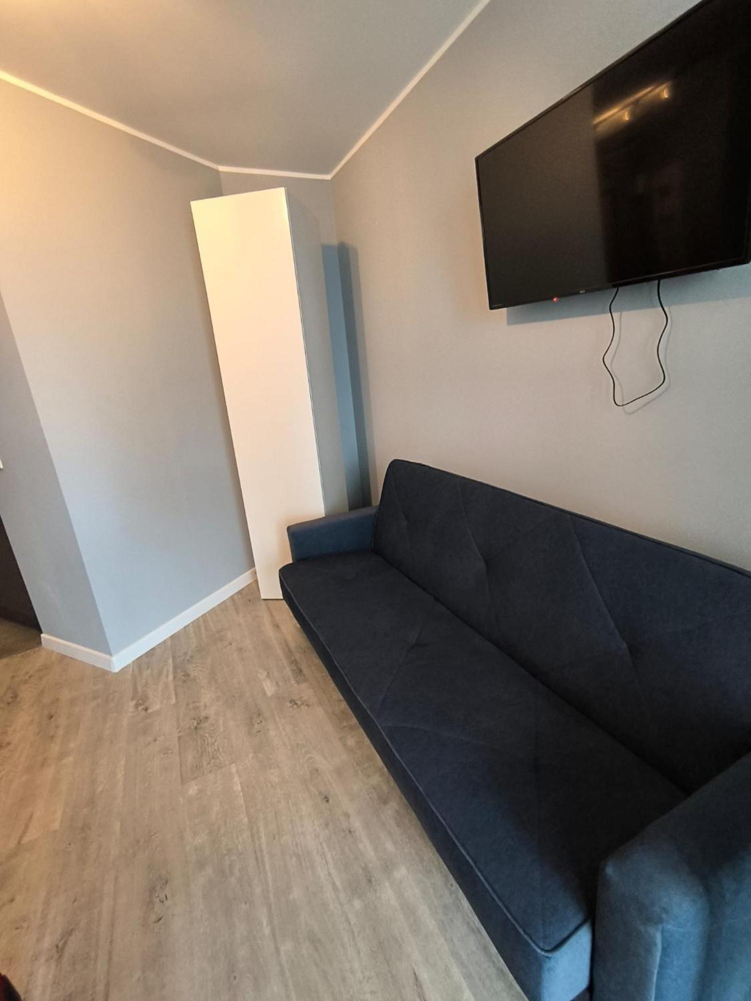 Onikshotel Warschau Buitenkant foto